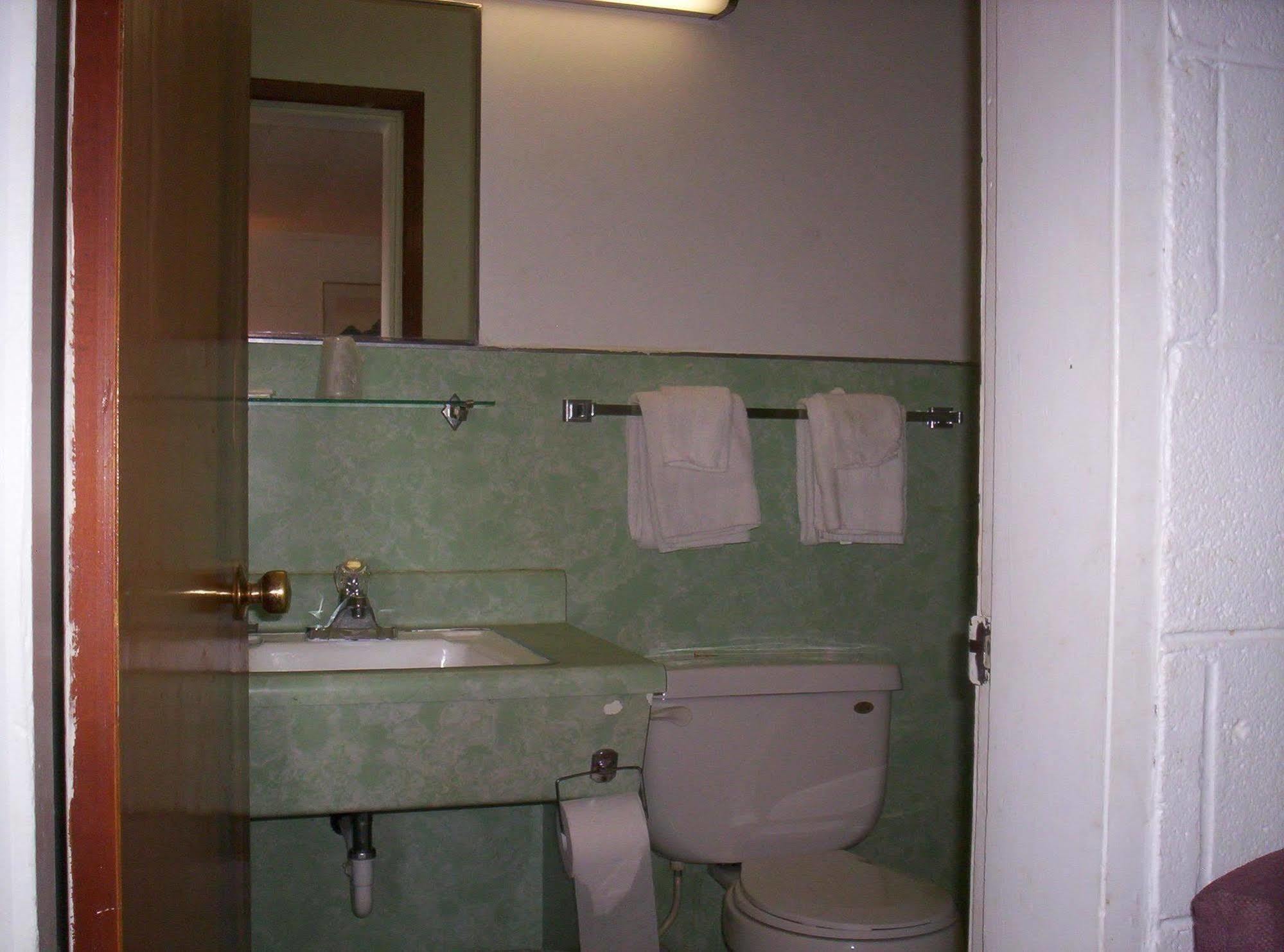 Budget Motel Rockwood ภายนอก รูปภาพ